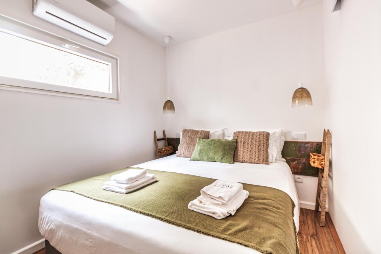 Azen Cool House Bed and Breakfast Azenhas do Mar Exteriör bild